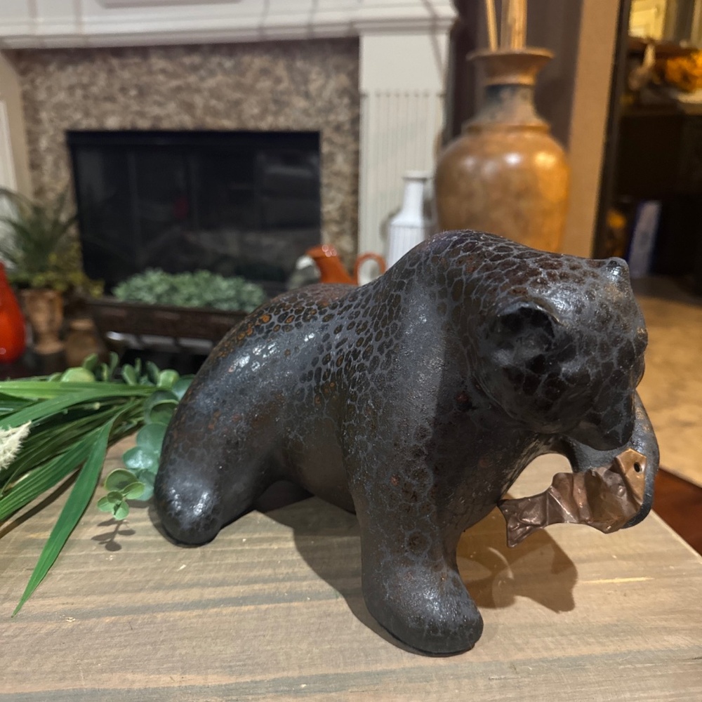 Vintage Tony Evans Raku Bear Studio Pottery signed 1977